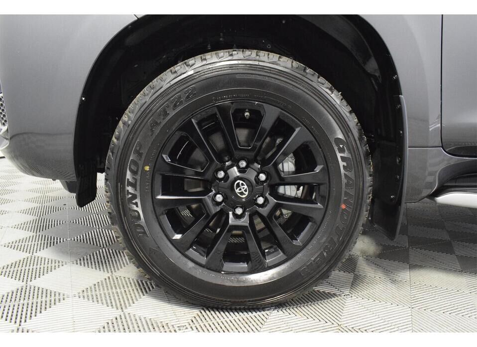 Toyota Land Cruiser Prado, 150 Series Рестайлинг 3 2.8d AT (200 л.с.) 4WD