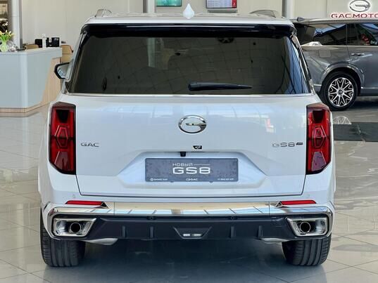 GAC GS8