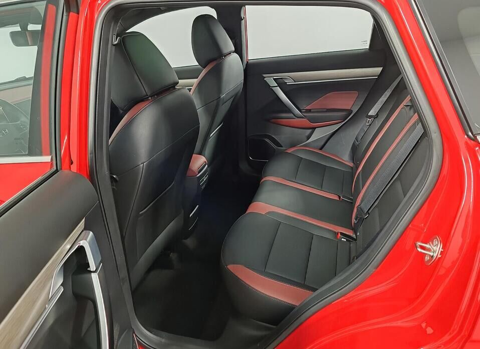 Geely Coolray, I 1.5 AMT (150 л.с.)