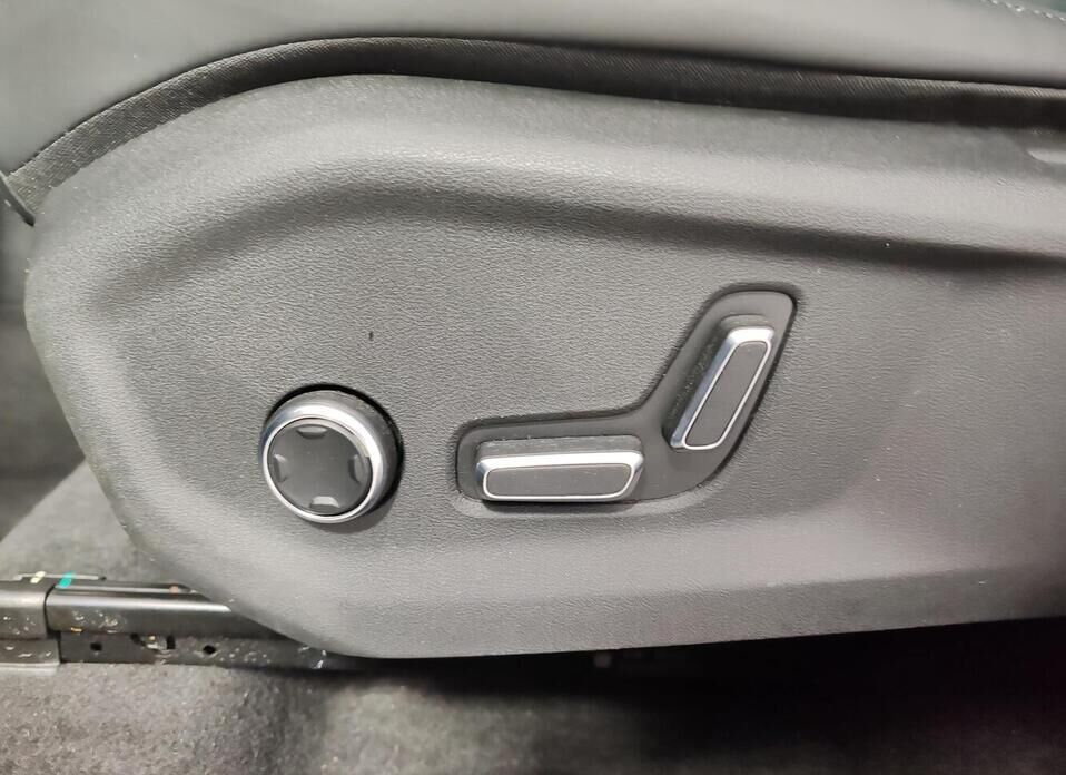 Geely Monjaro, I 2.0 AT (238 л.с.) 4WD