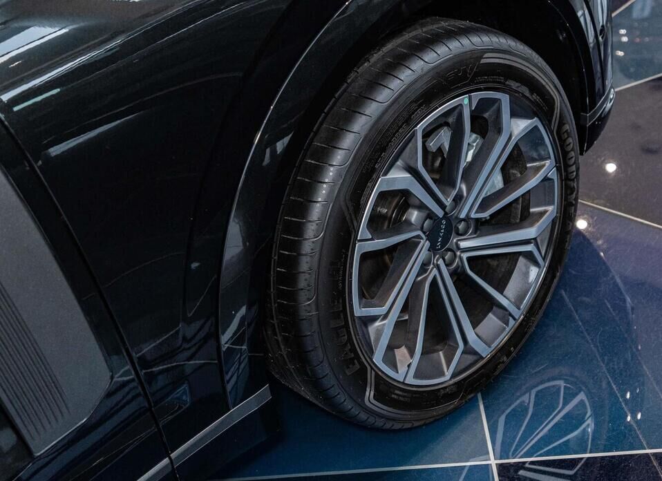 Lynk & Co 09 MHEV 2.0 AT (254 л.с.) 4WD