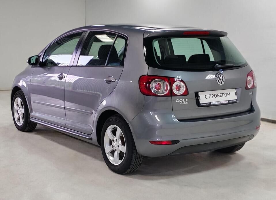 Volkswagen Golf Plus, II 1.6 AMT (102 л.с.)